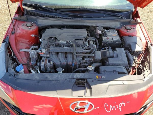 2022 HYUNDAI ELANTRA SEL