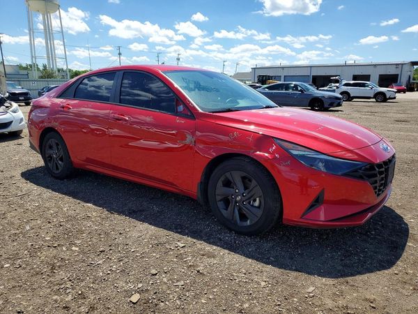 2022 HYUNDAI ELANTRA SEL