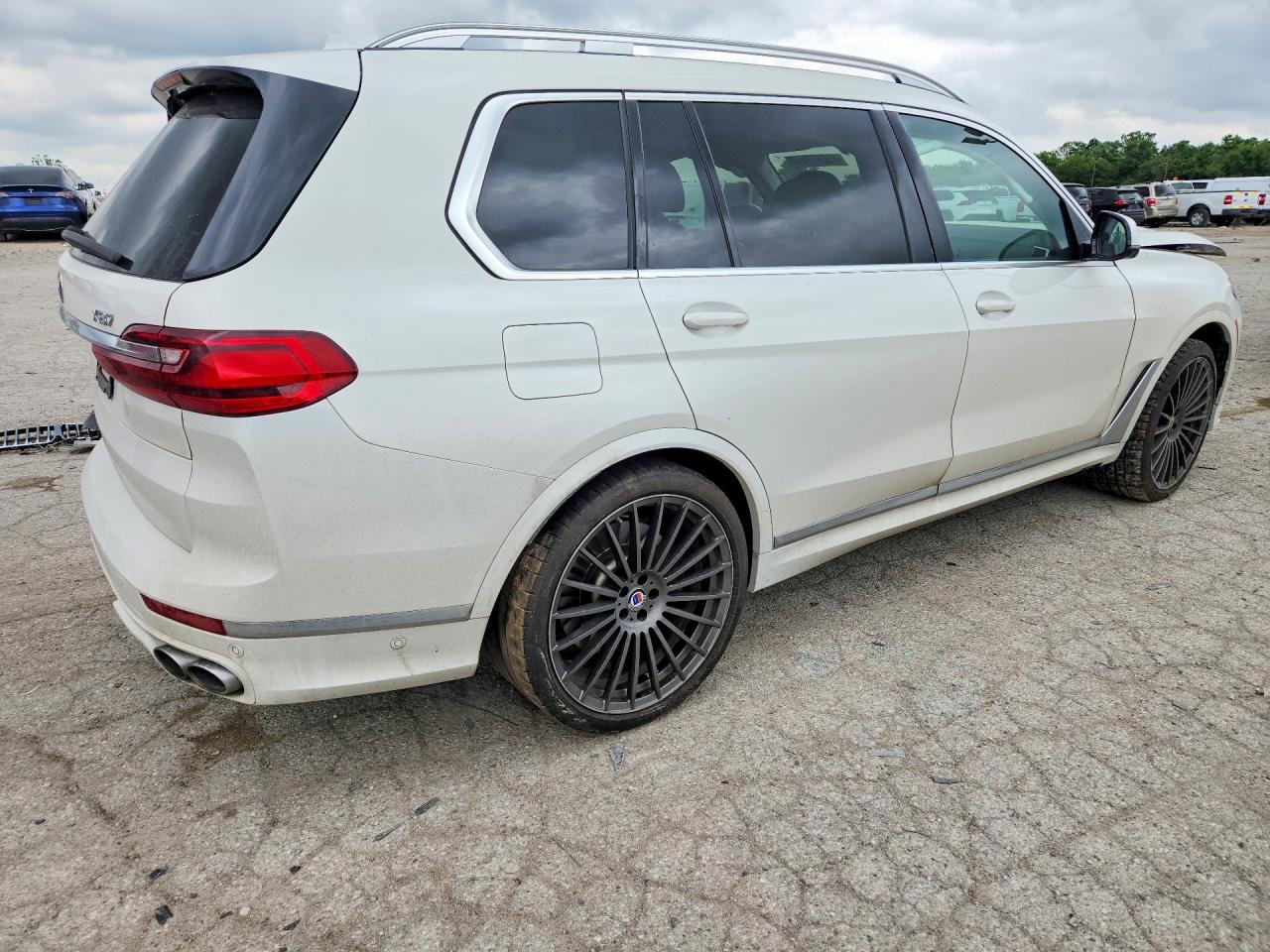 2022 BMW X7 XB7
