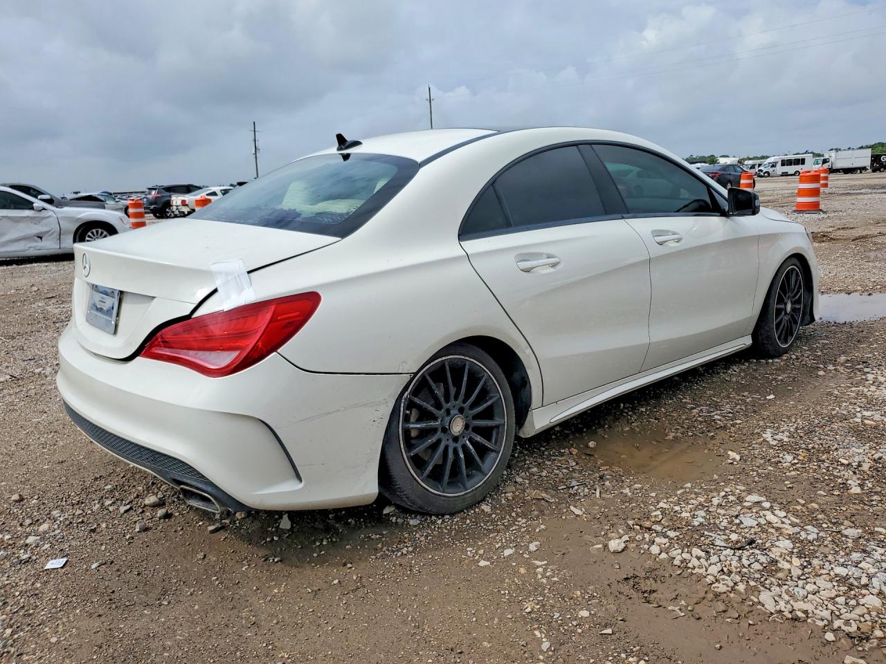 2016 MERCEDES-BENZ CLA CLA250