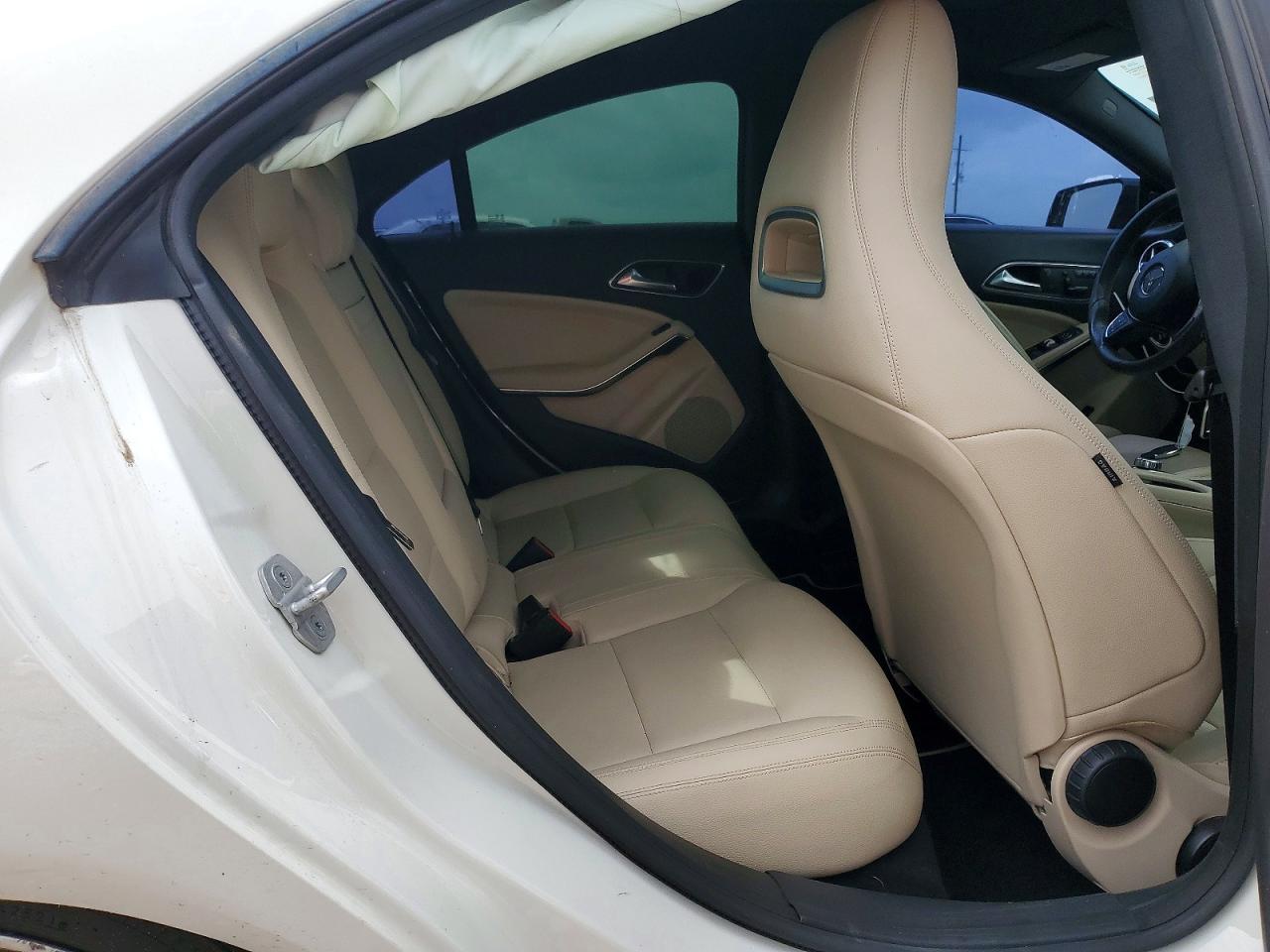 2016 MERCEDES-BENZ CLA CLA250
