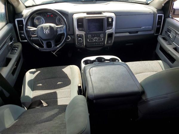 2019 RAM 1500 CLASSIC SLT