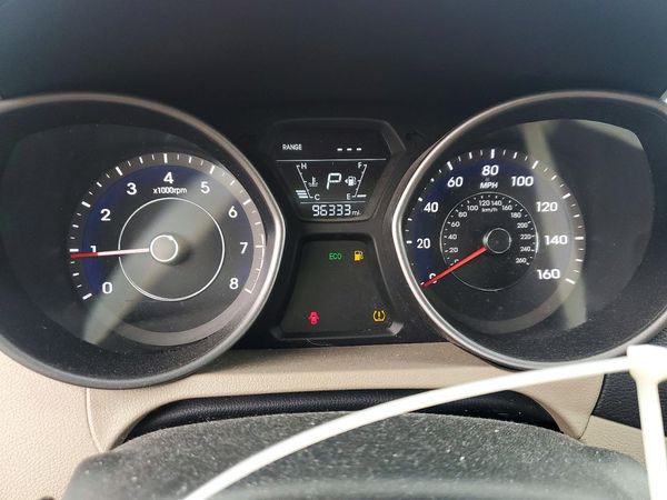 2014 HYUNDAI ELANTRA