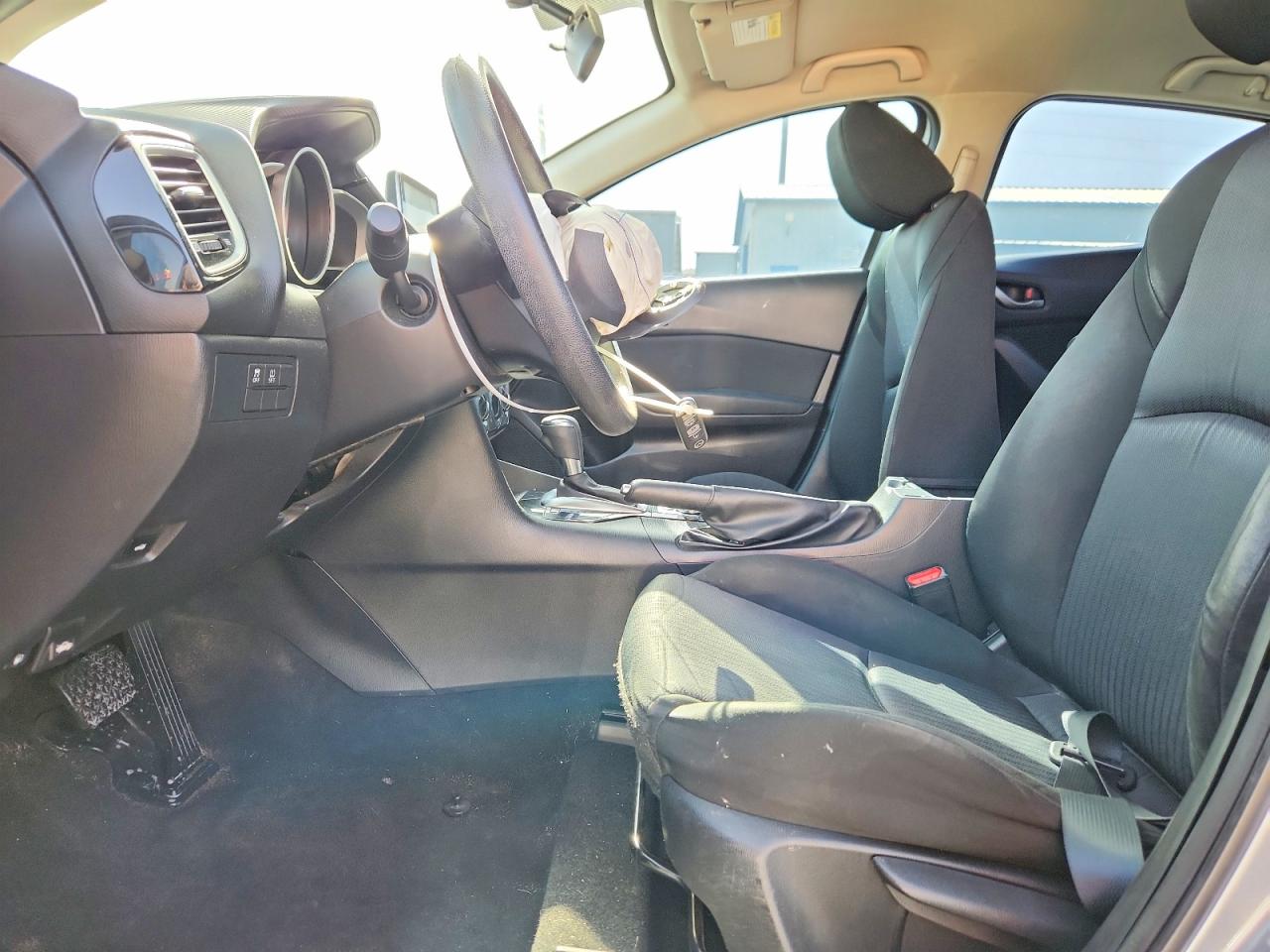 2015 MAZDA 3 Sport/GX
