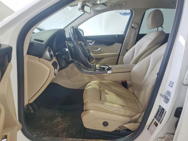 2016 MERCEDES-BENZ GLC GLC300