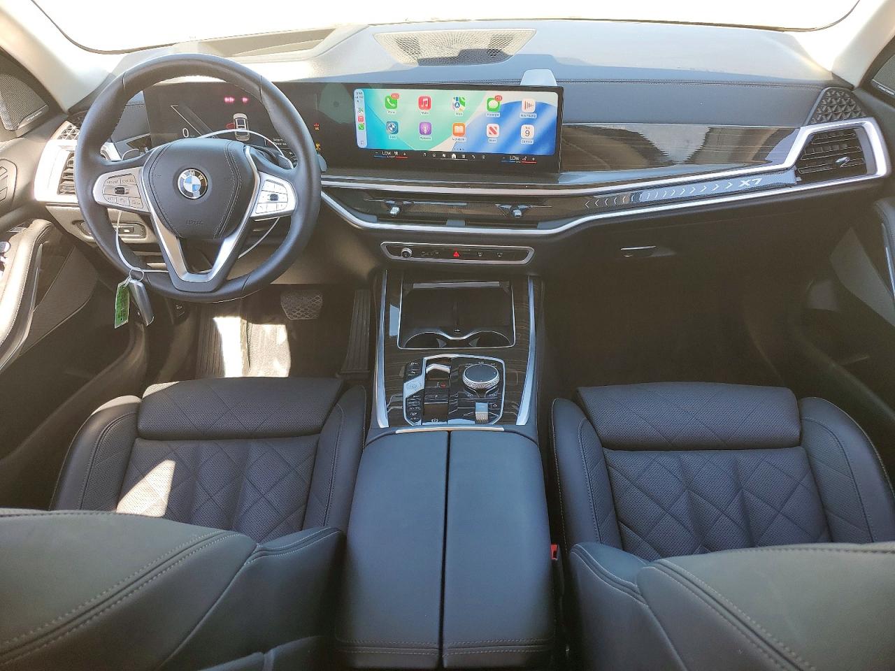 2025 BMW X7