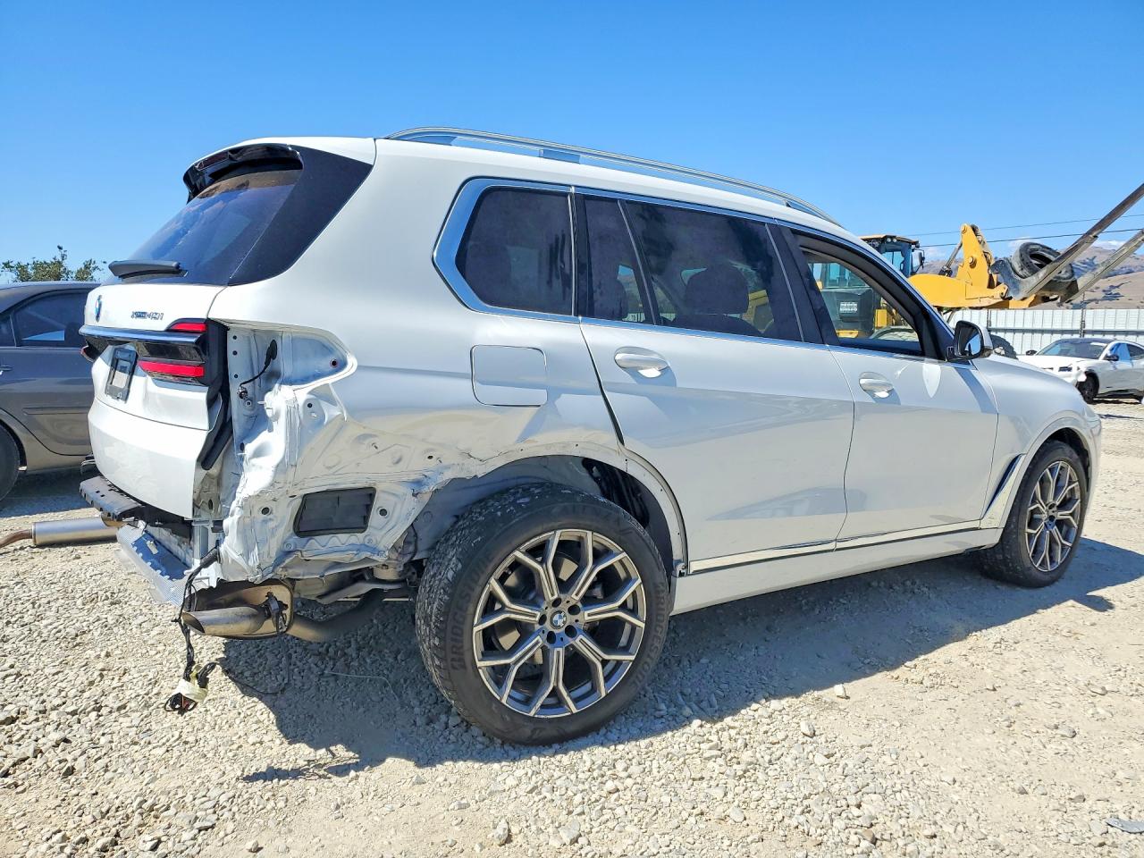 2025 BMW X7