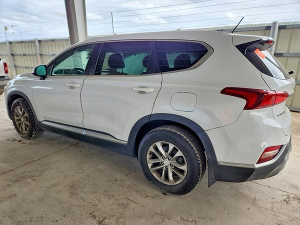 2020 HYUNDAI SANTA FE SE