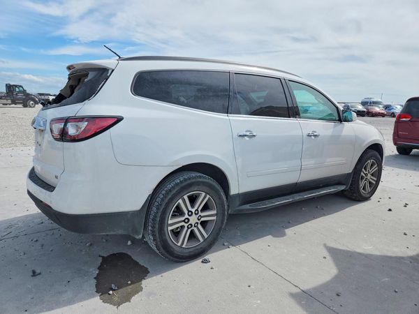 2017 CHEVROLET TRAVERSE 2LT