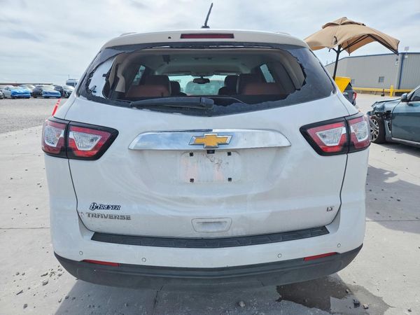 2017 CHEVROLET TRAVERSE 2LT