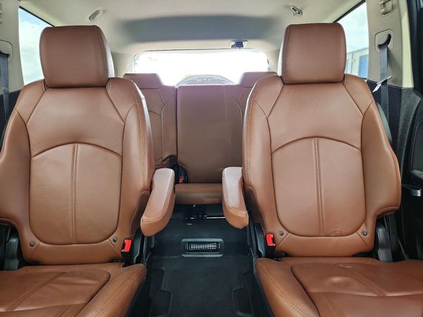2017 CHEVROLET TRAVERSE 2LT