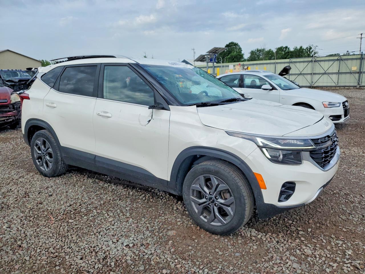 2024 KIA SELTOS S, X-Line