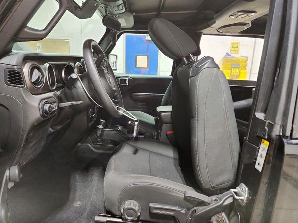 2019 JEEP WRANGLER Sport