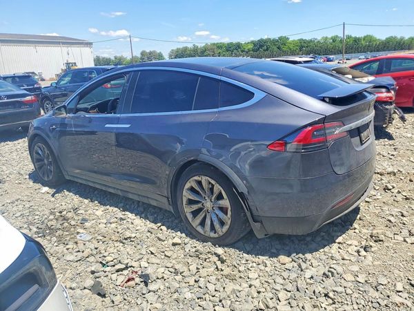 2018 TESLA MODEL X