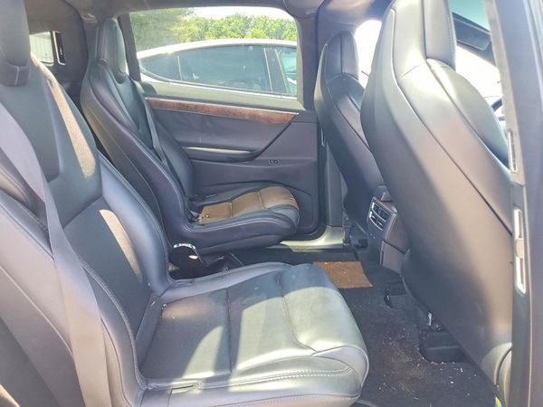 2018 TESLA MODEL X
