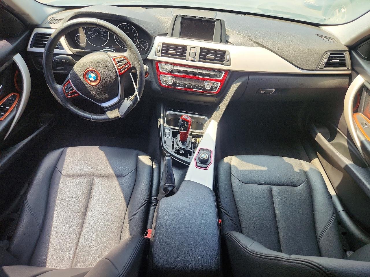 2015 BMW 320 SA