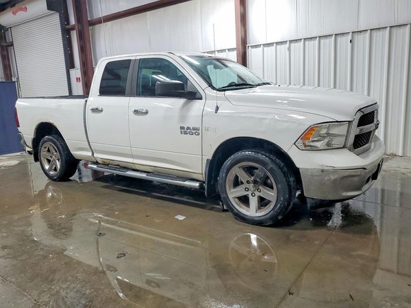 2013 RAM 1500 SLT