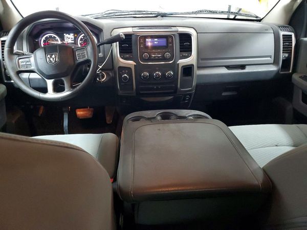 2013 RAM 1500 SLT