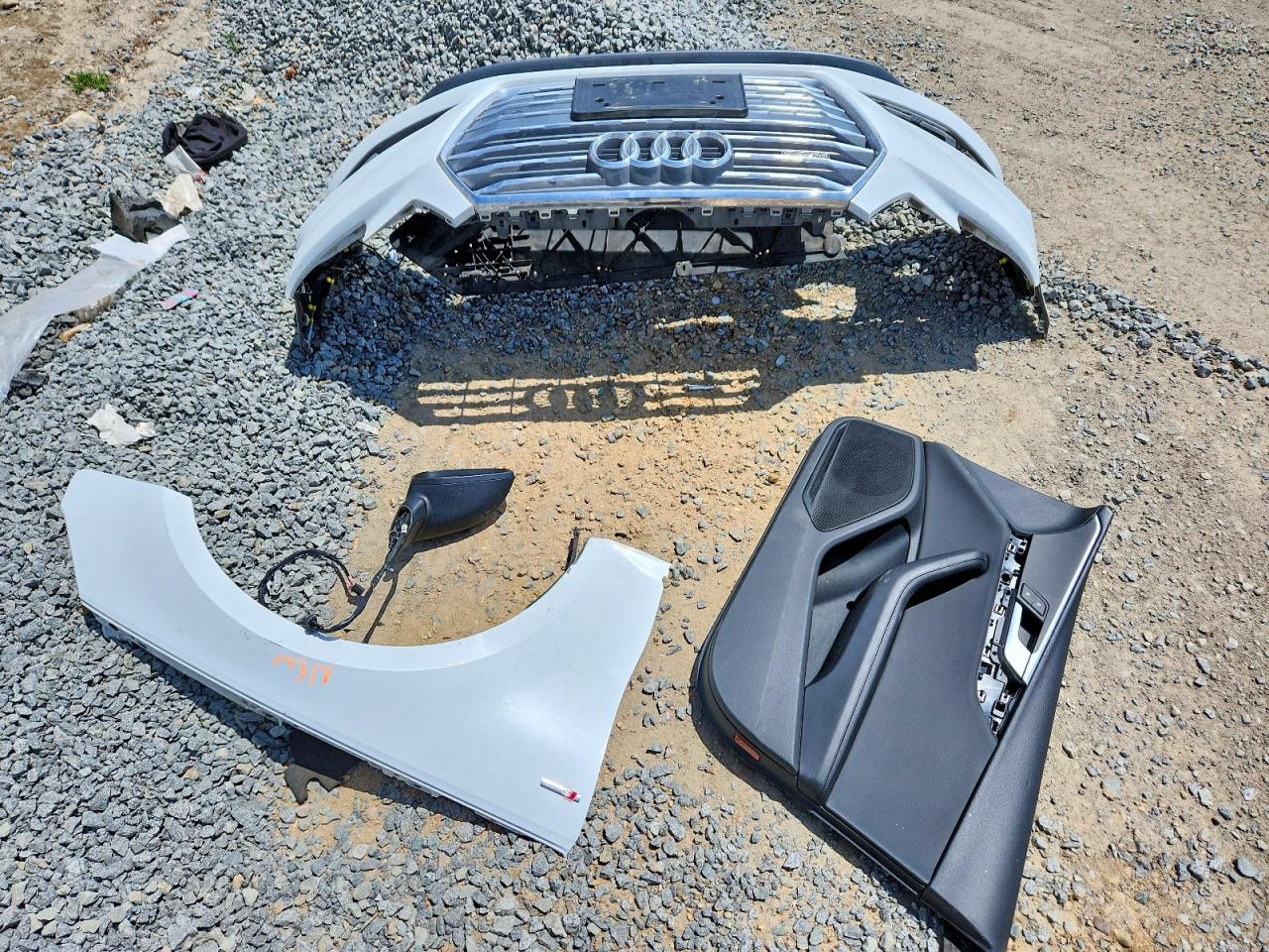 2019 AUDI A4 quattro Premium Plus