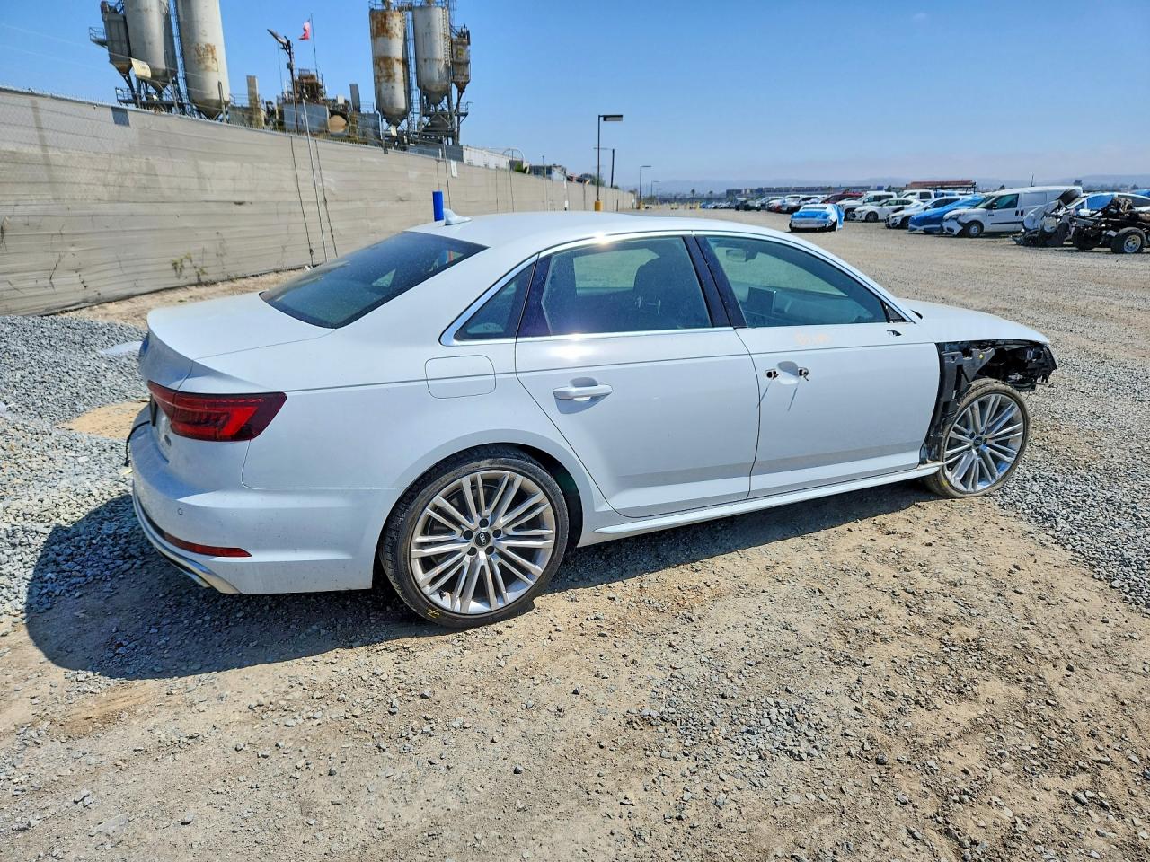 2019 AUDI A4 quattro Premium Plus