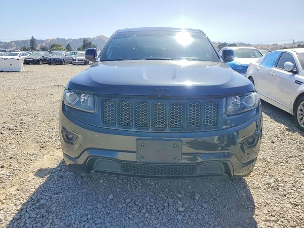 2015 JEEP GRAND CHEROKEE LAREDO 4X2