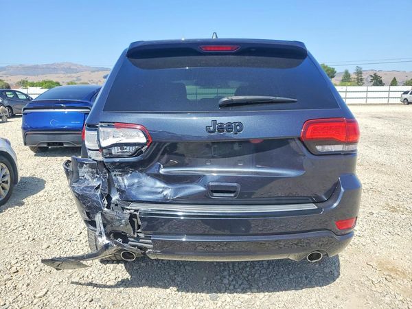 2015 JEEP GRAND CHEROKEE LAREDO 4X2