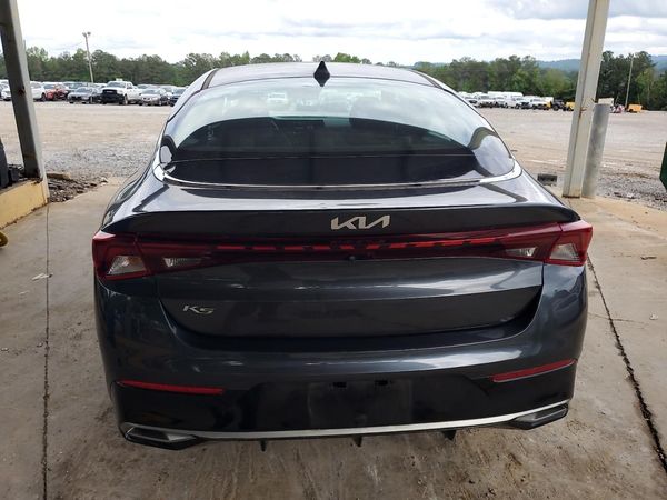 2022 KIA K5