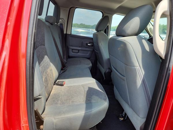 2016 RAM 1500 SLT