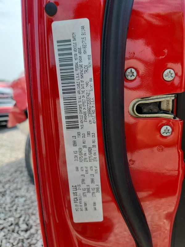 2016 RAM 1500 SLT