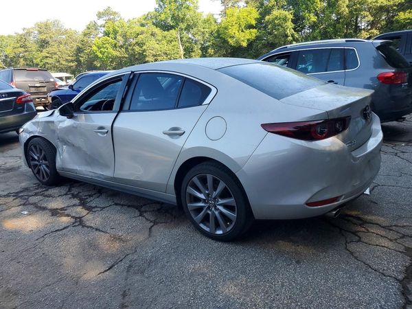 2022 MAZDA 3 Preferred Package