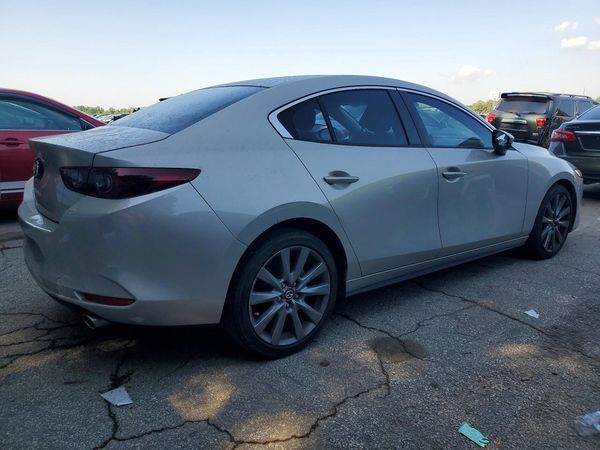 2022 MAZDA 3 Preferred Package