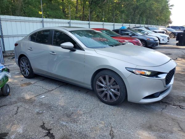 2022 MAZDA 3 Preferred Package