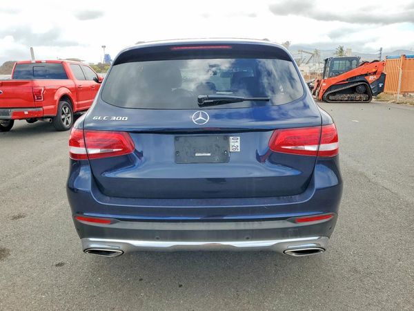 2019 MERCEDES-BENZ GLC