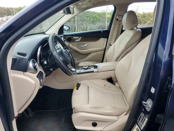 2019 MERCEDES-BENZ GLC