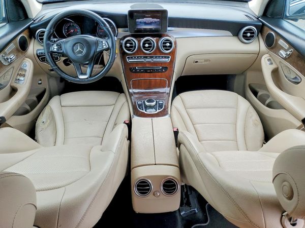 2019 MERCEDES-BENZ GLC
