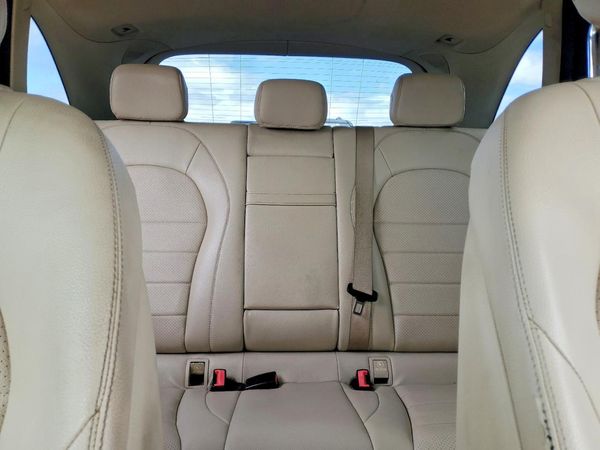 2019 MERCEDES-BENZ GLC