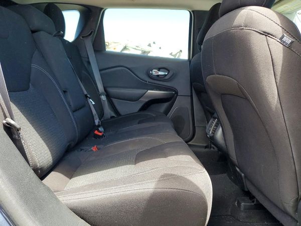 2020 JEEP CHEROKEE LATITUDE FWD