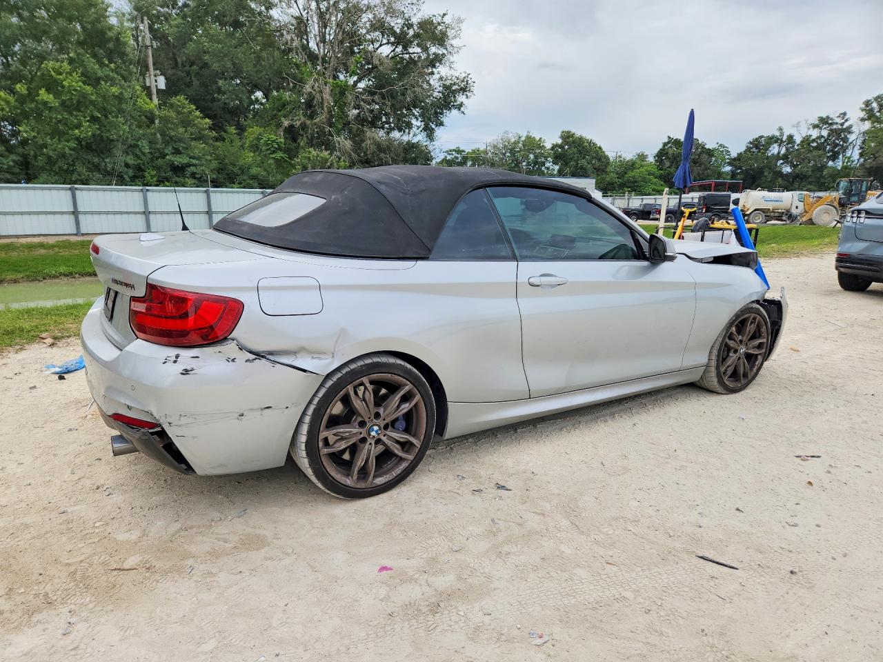 2016 BMW M235I