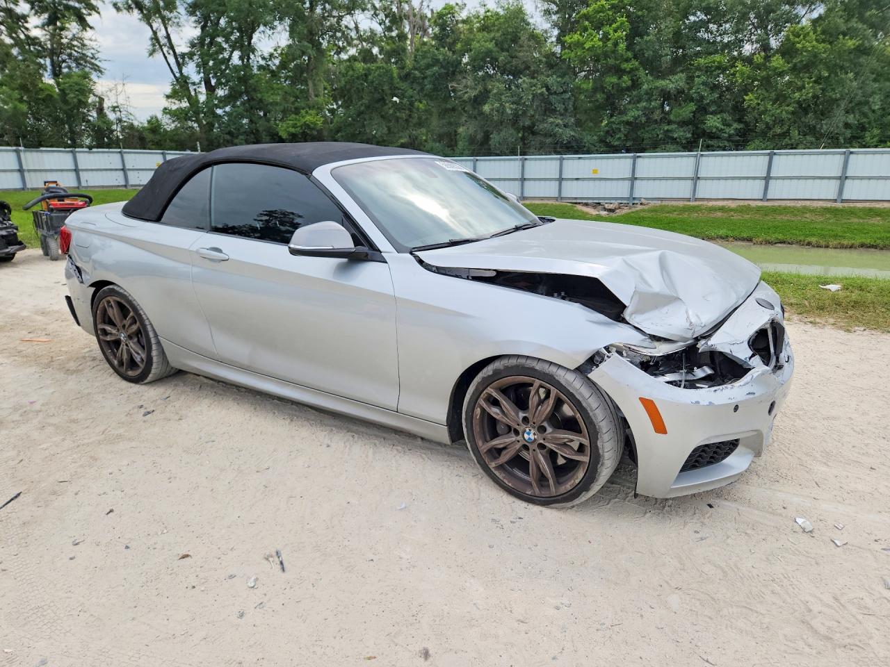 2016 BMW M235I