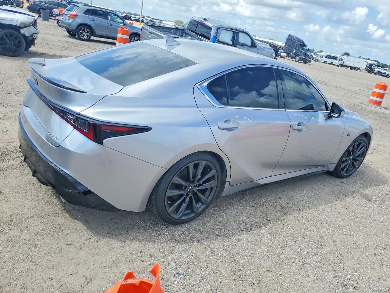 2025 LEXUS IS 350 350 F Sport Design