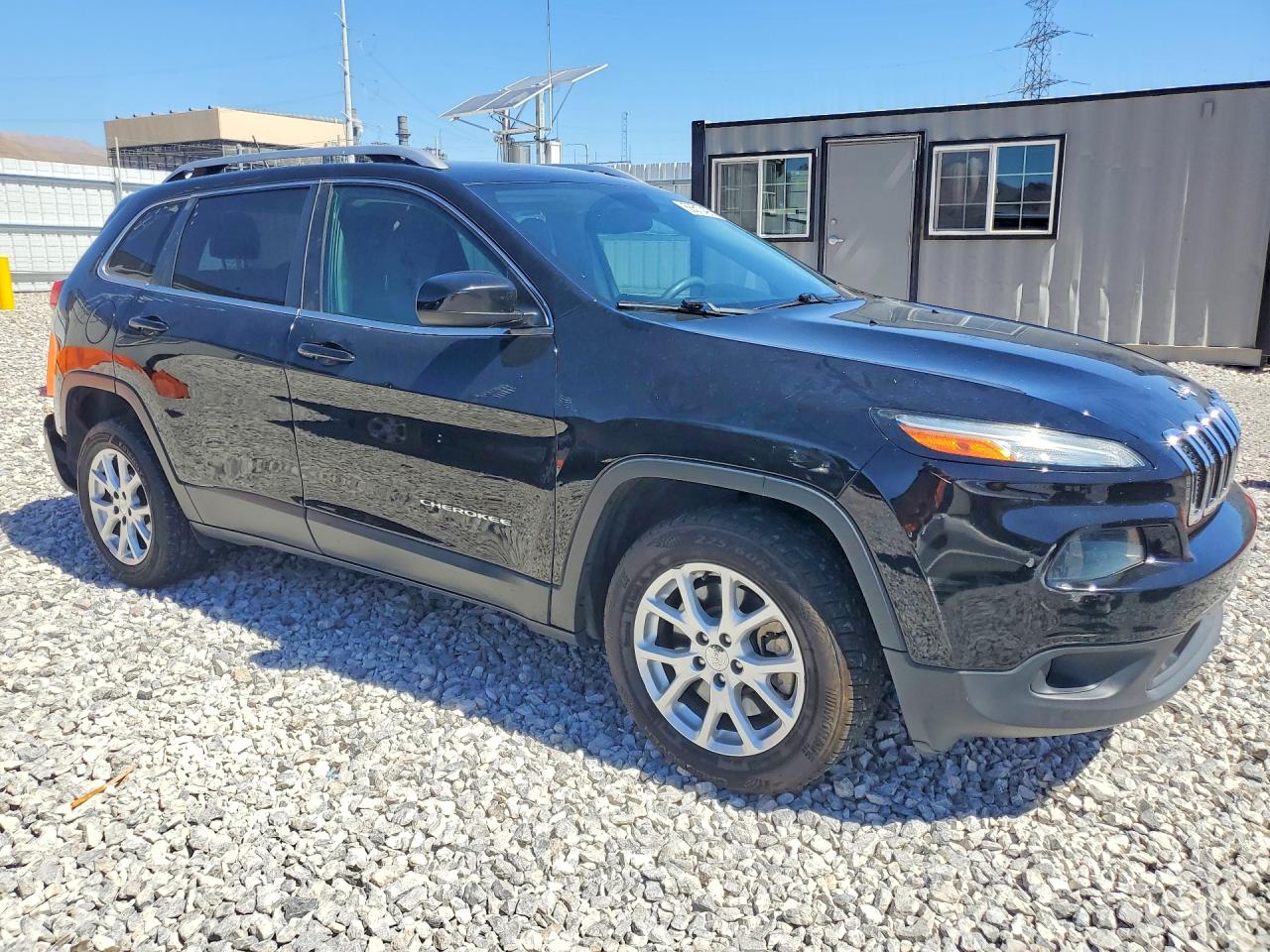 2018 JEEP CHEROKEE LATITUDE FWD
