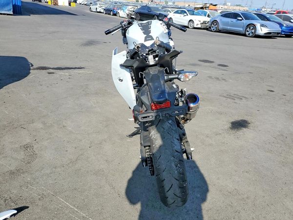 2025 KAWASAKI EX500