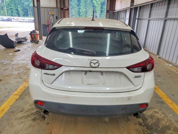 2016 MAZDA 3