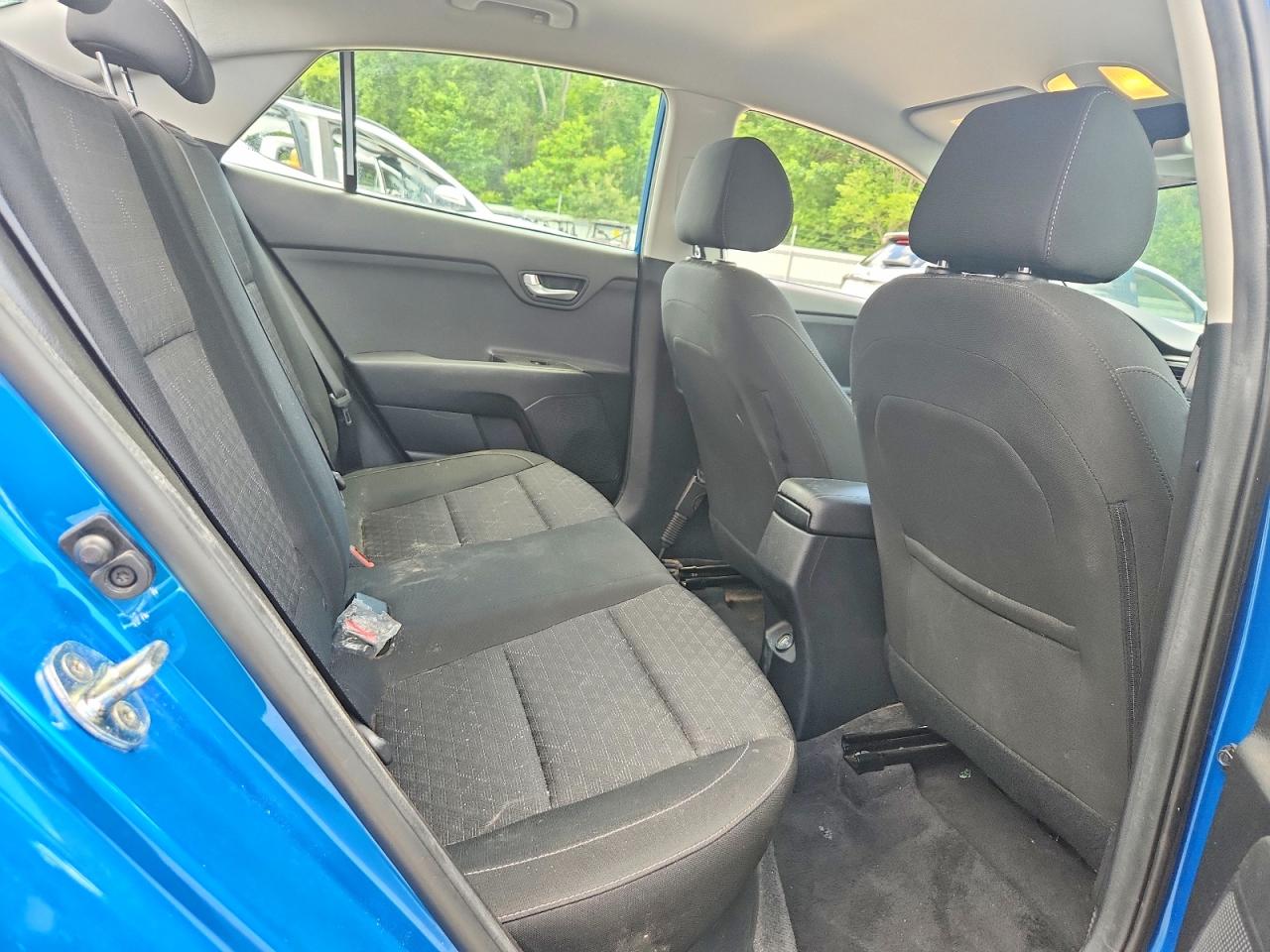 2022 KIA RIO LX, S