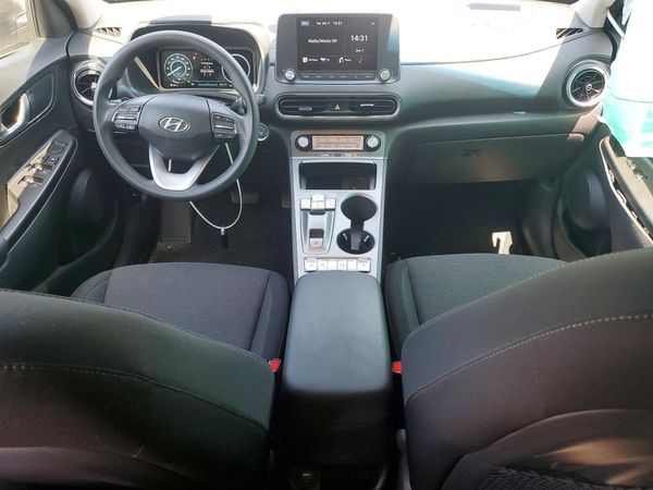 2023 HYUNDAI KONA SE