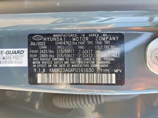 2023 HYUNDAI KONA SE