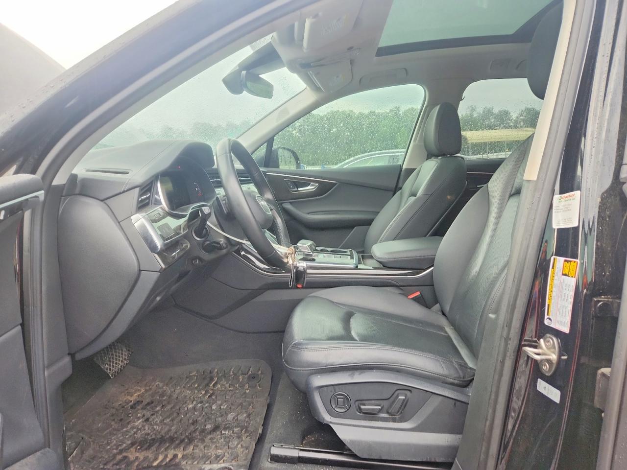 2023 AUDI Q7 quattro Premium Plus