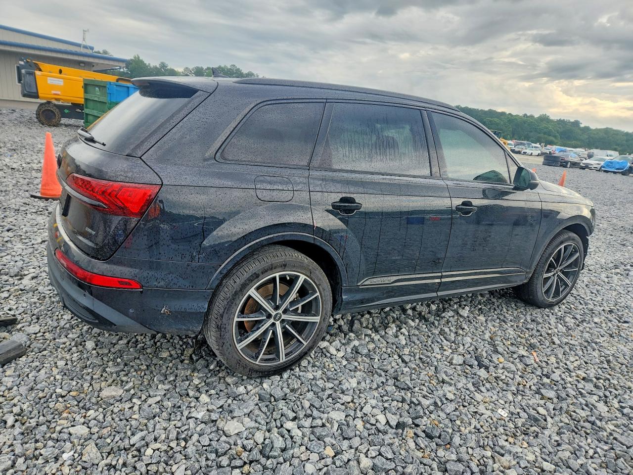 2023 AUDI Q7 quattro Premium Plus