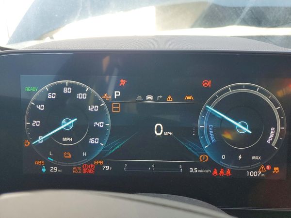 2025 KIA NIRO Wind
