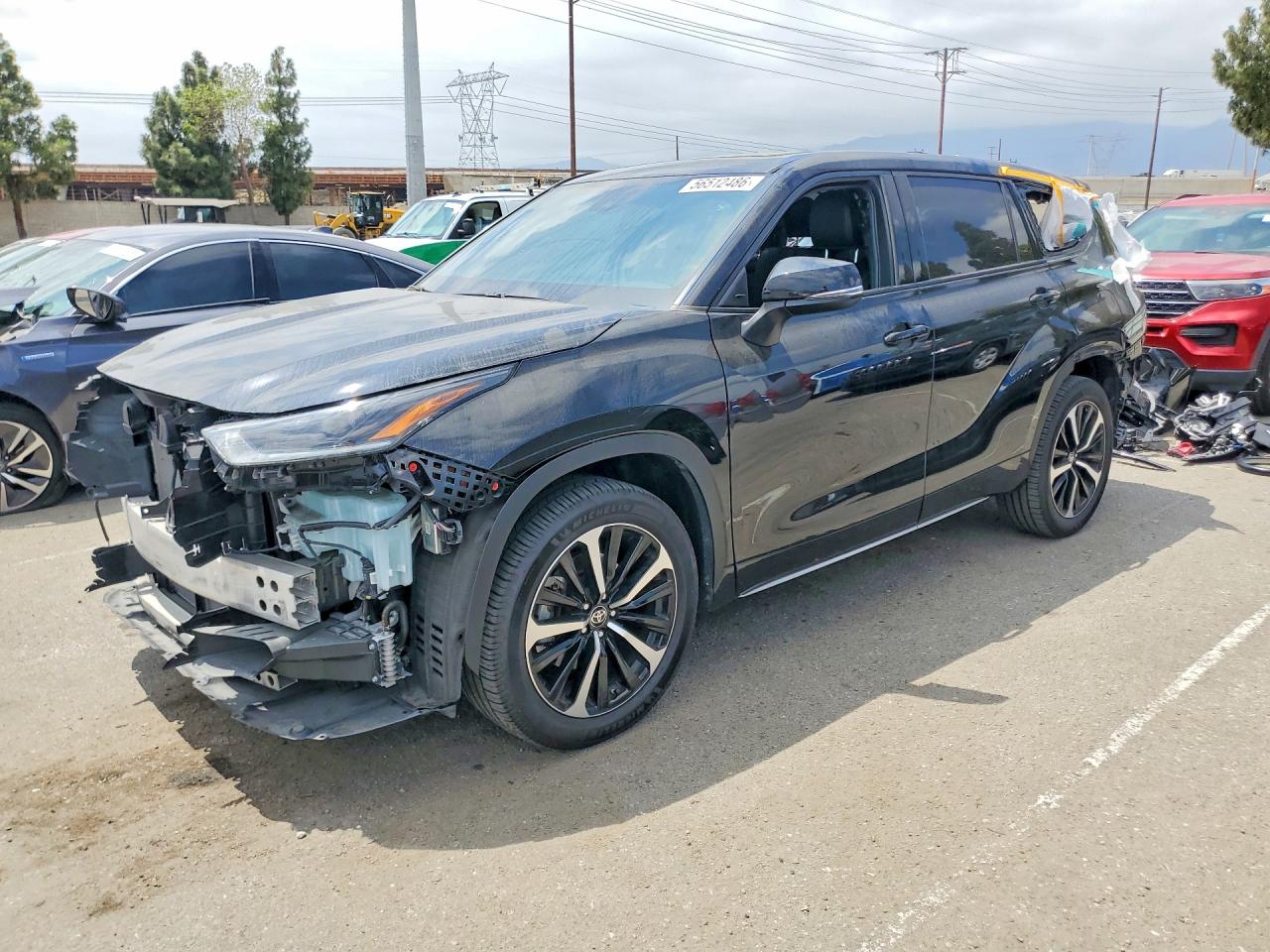 2022 TOYOTA HIGHLANDER XSE
